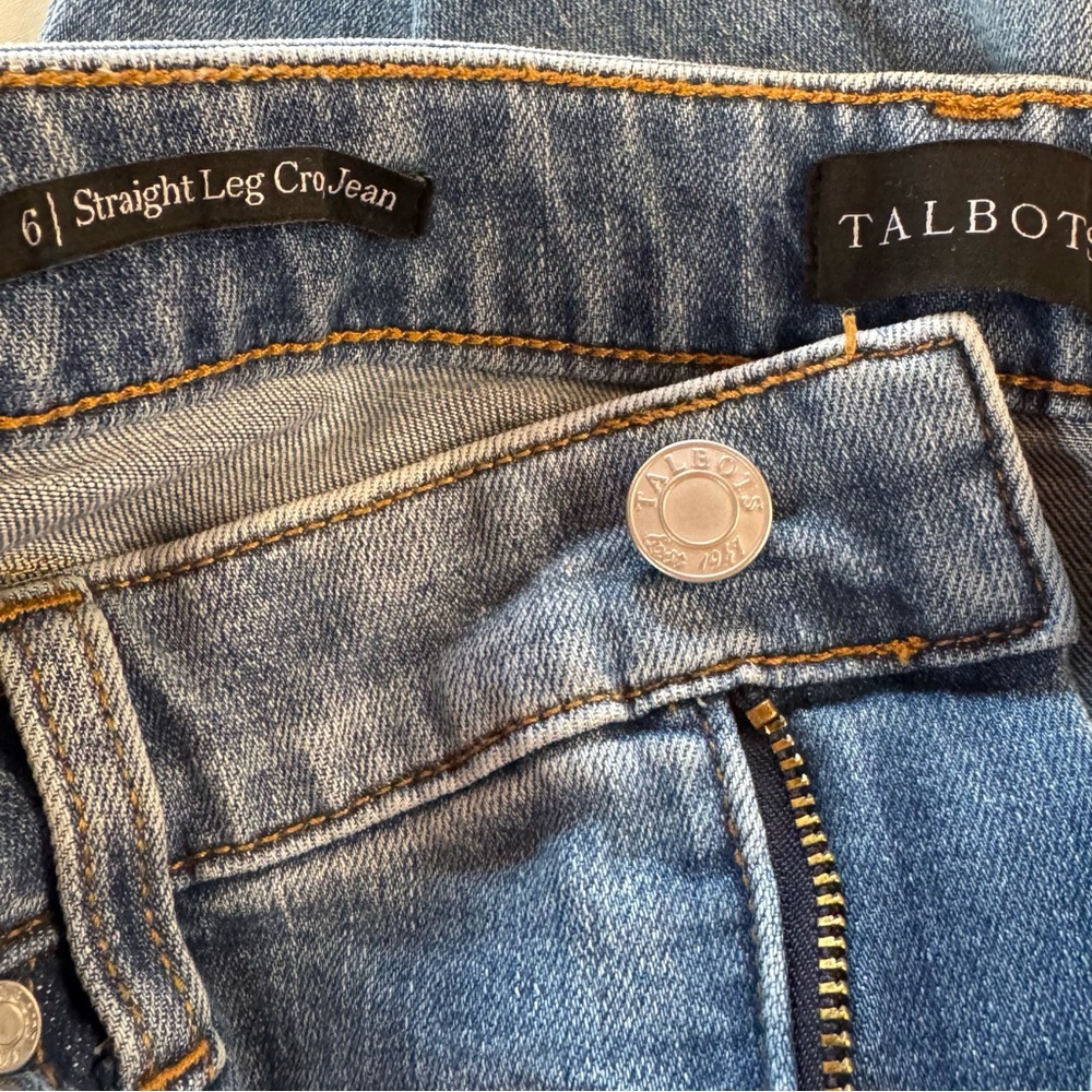 TALBOTS Straight Leg Crop Jeans Raw Hem Lenox Wash (6) - Picture 5 of 17